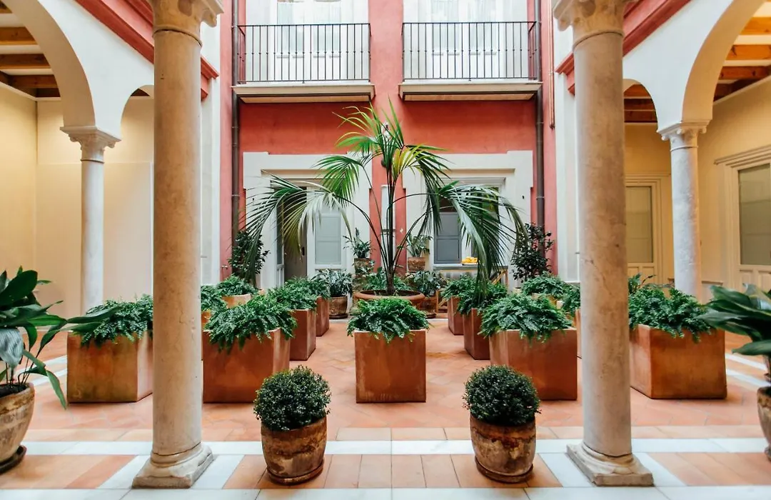 Casa Patio Del Siglo XIX-1